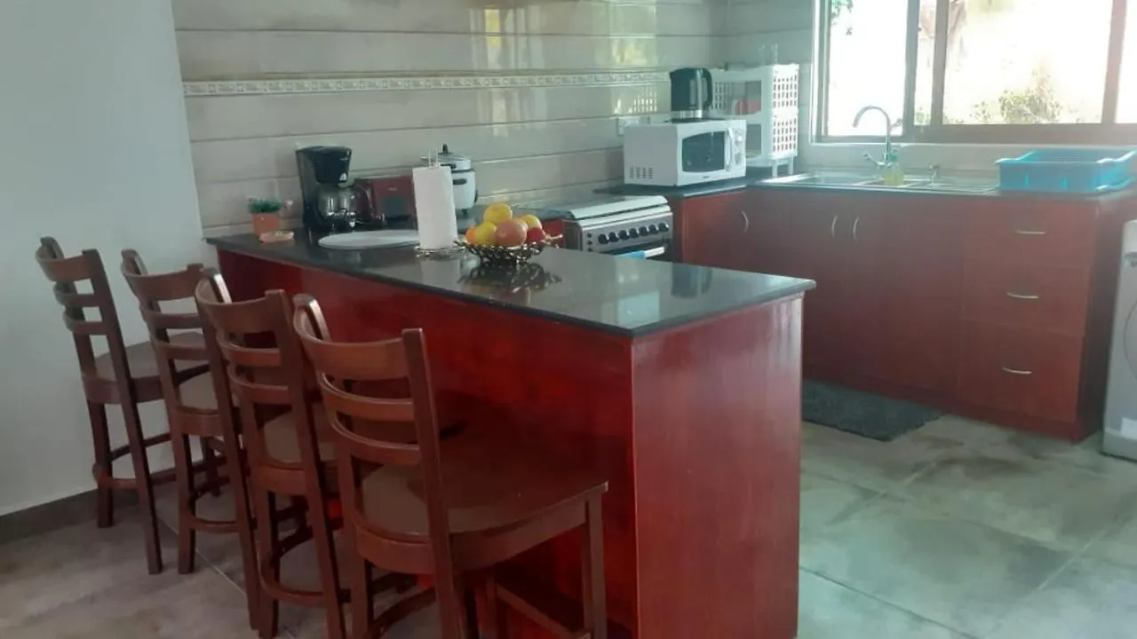 Mount Simpson 2-Beds Sleeps 4 5 Mins To Beach Beau Vallon  Apartment Beau Vallon (Mahe)