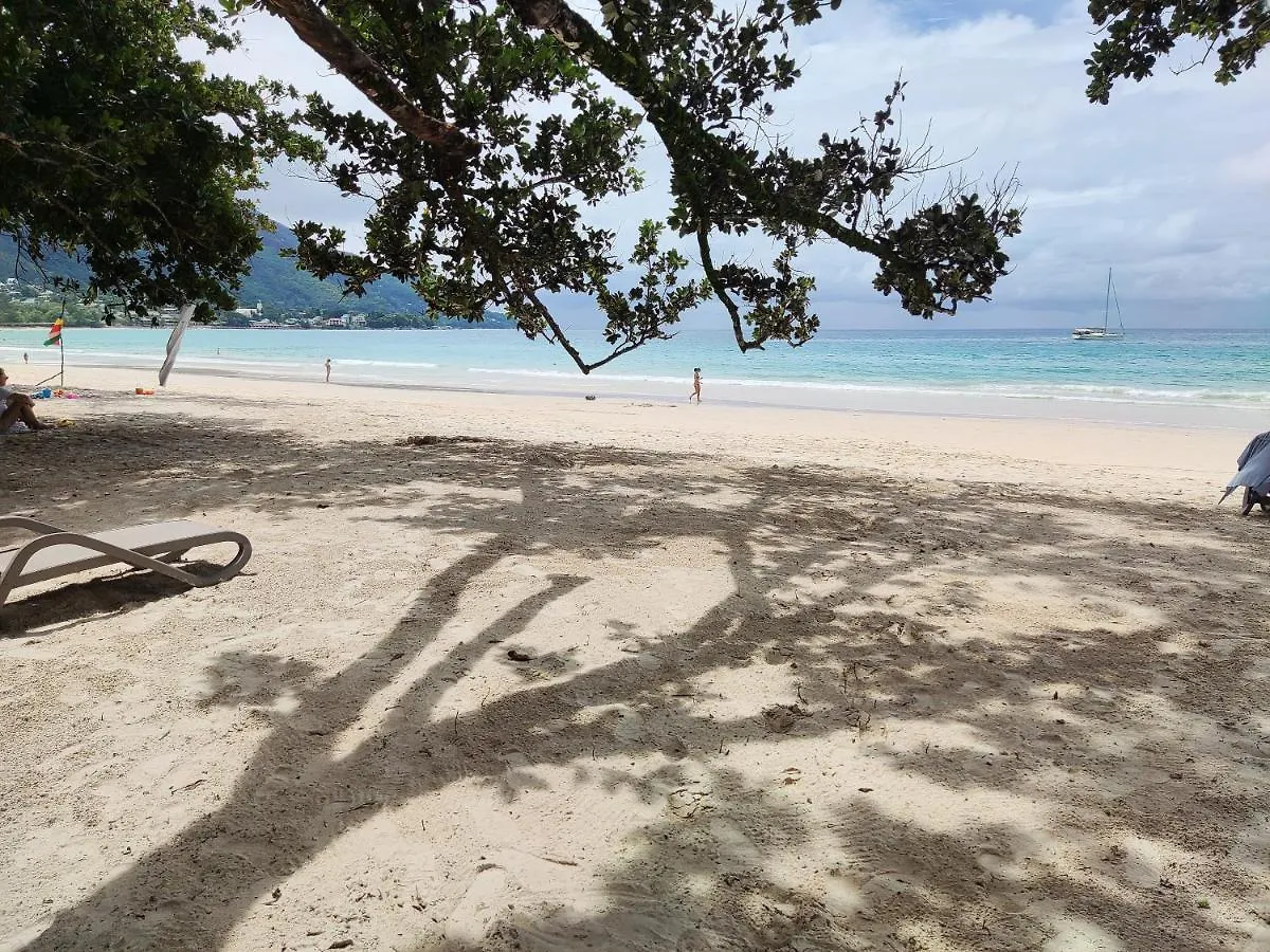 Apartment Mount Simpson 2-Beds Sleeps 4 5 Mins To Beach Beau Vallon  Seychelles